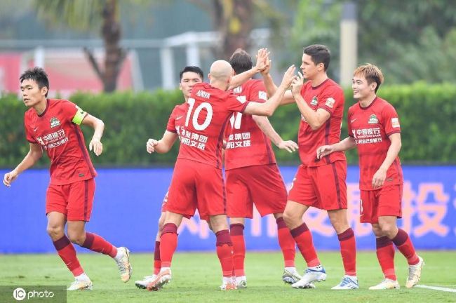 阿尔比奥尔这样谈道：“我们一直很软弱，从一开始对手的表现就非常出色。